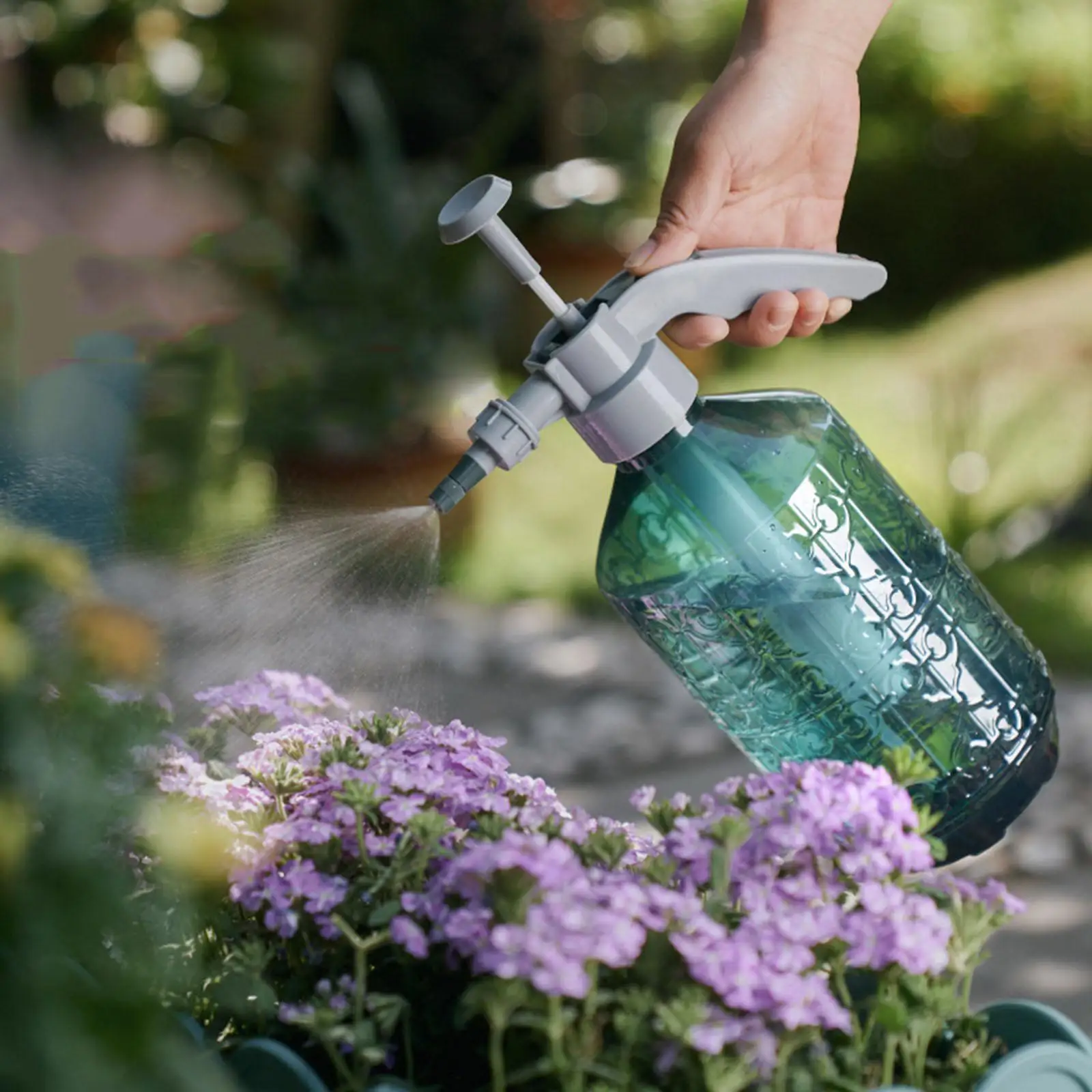 Hand Held Watering Spray Bottle Watering Can Liquid Containers Top Pump Garden Tools Cleaning Work For Home Yard Indoor