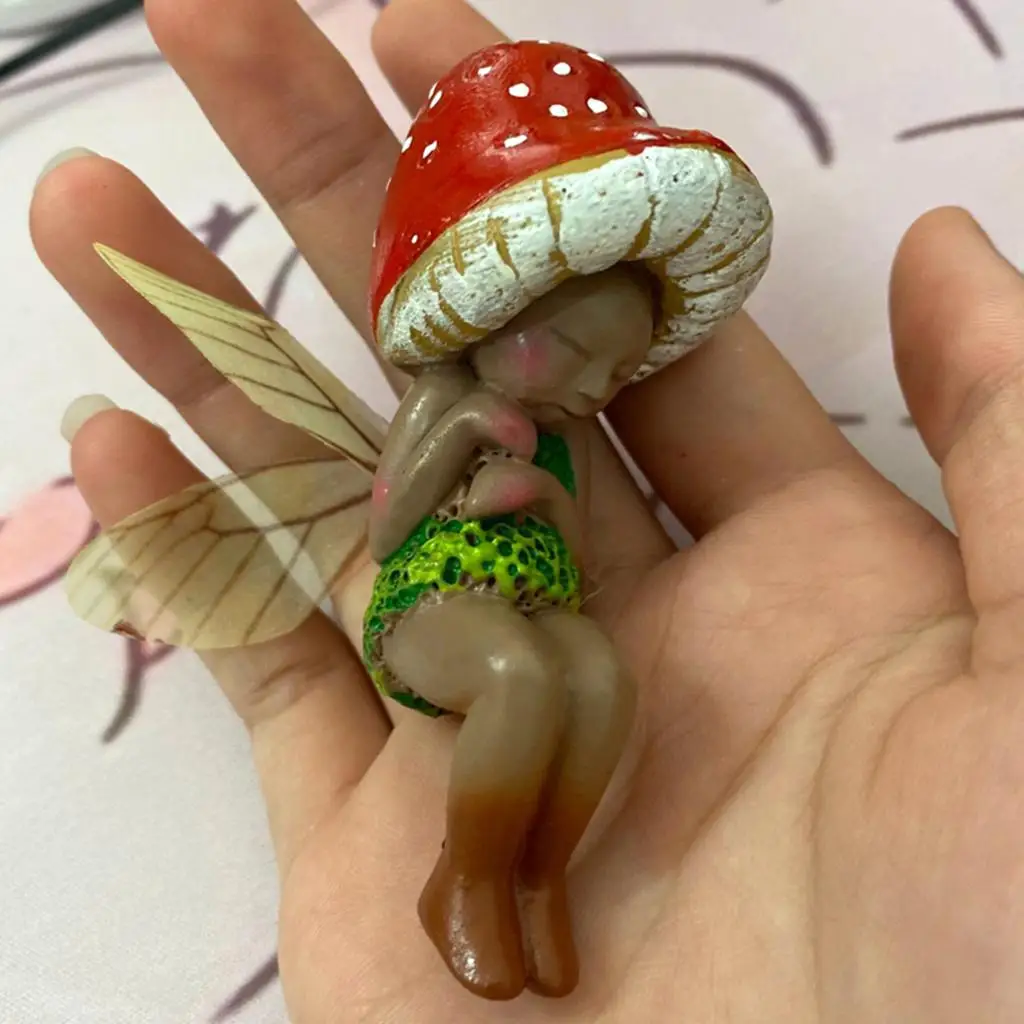 Mushroom Fairy Figurines Fly Wing Fairy Garden Micro Landscape Resin Craft Creative Scene Decoration Ornaments
