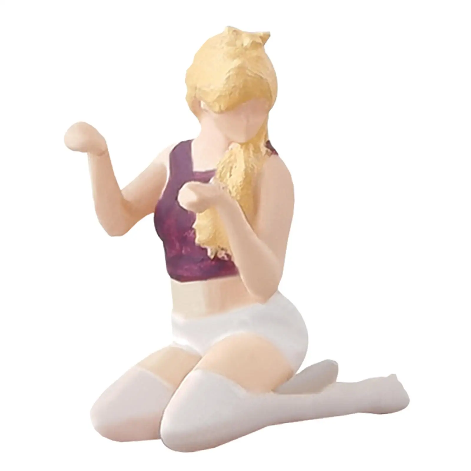 1:64 Scale Servant Girl Figure Housemaid Character for Desktop Ornament