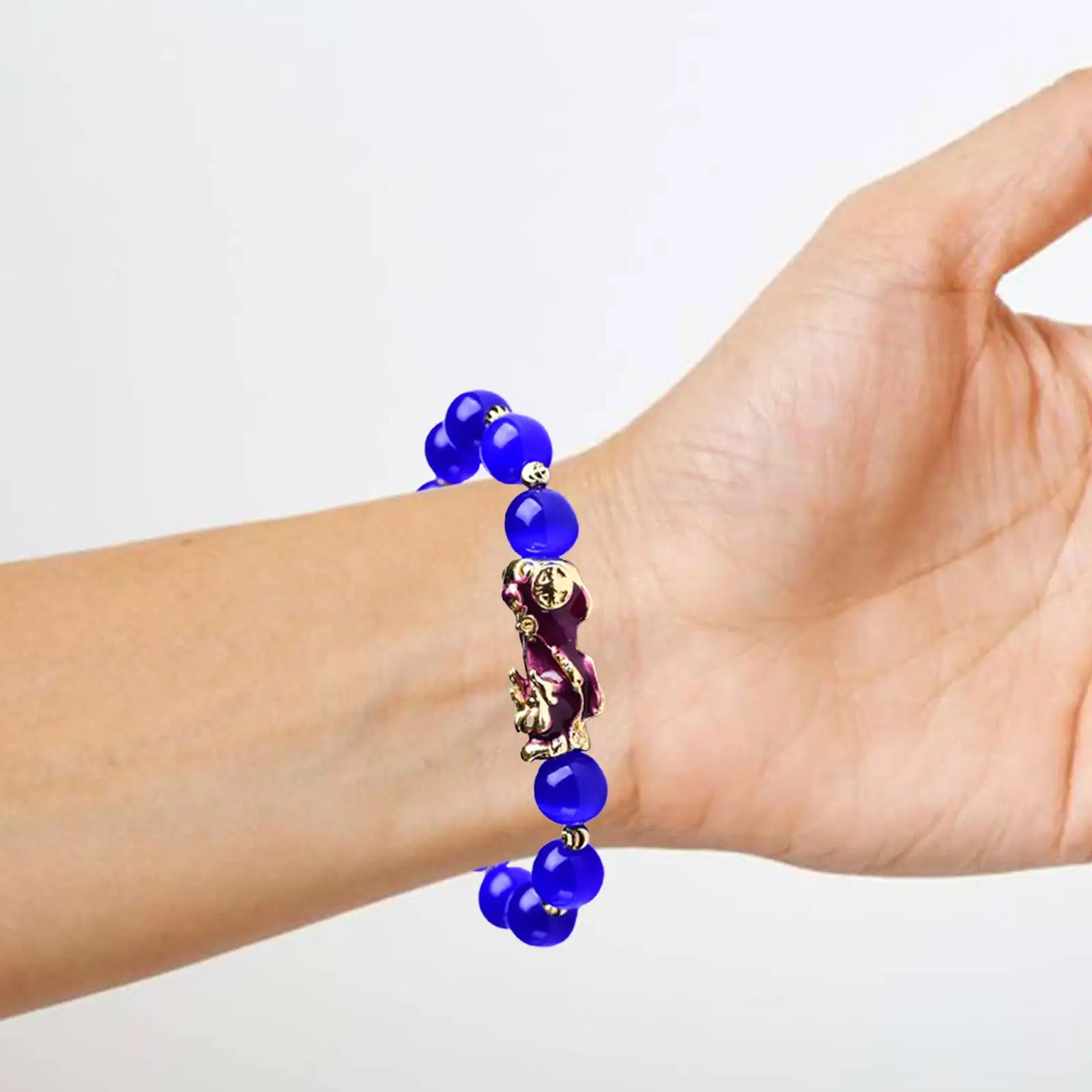 Beaded Bracelet Traditional Valentine`s Day Gift Suitable for Dating or Formal Occasion Pi Yao Pendant Jewelry Gift Bangle