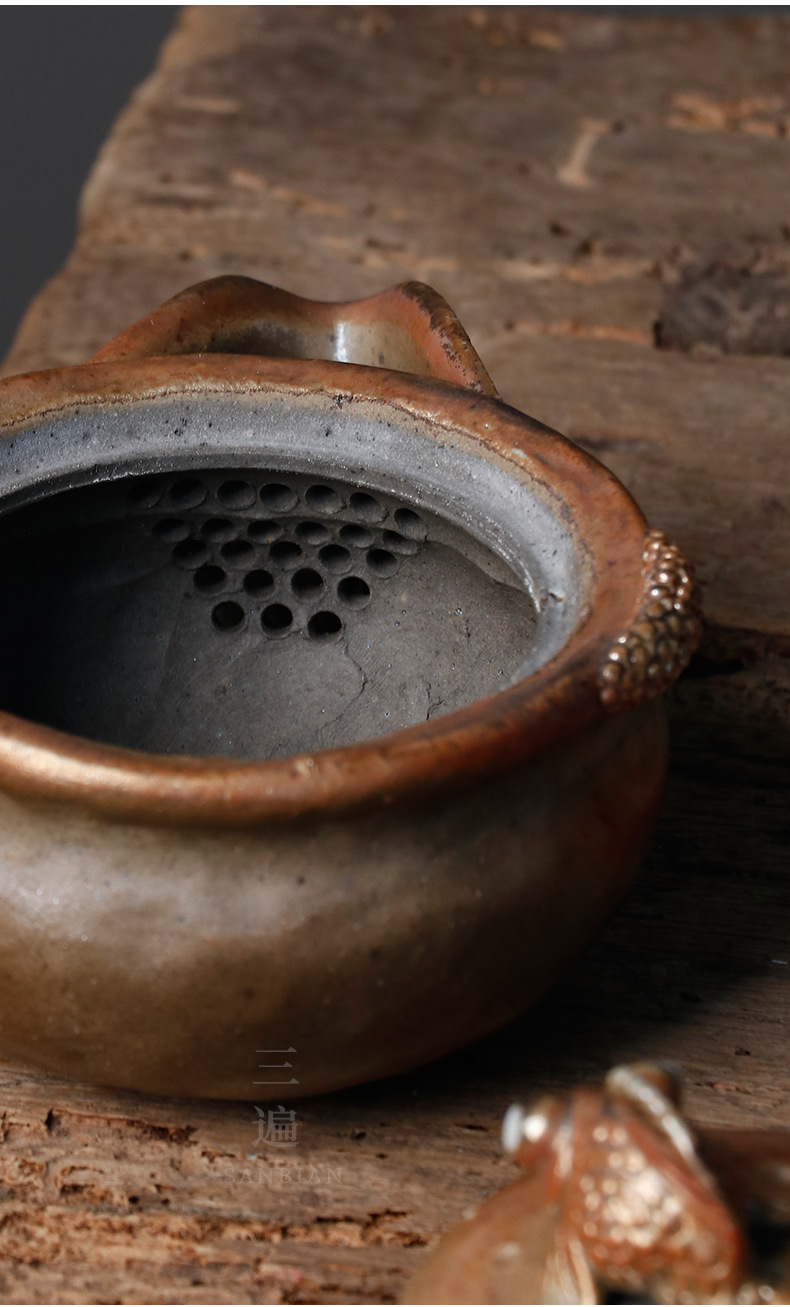 There Are More Pots Every Year_08.jpg