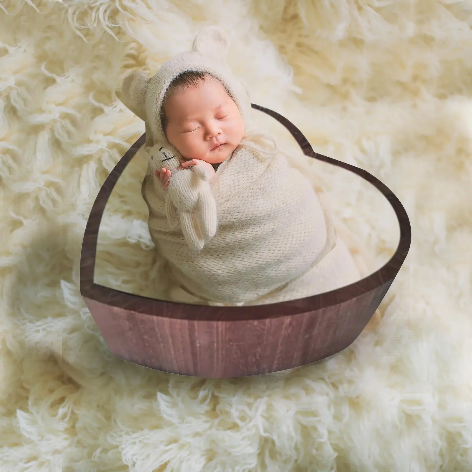 Newborn Infants Photography Props Wood Basin Heart Shaped Lovely Size 39x39x15cm
