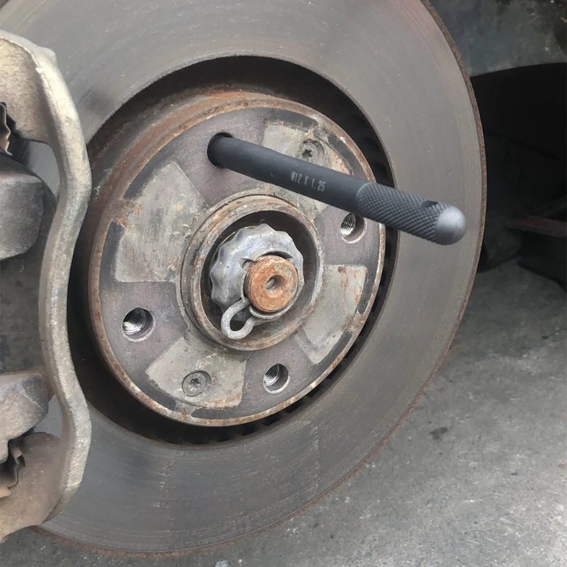 conjunto pneu de posicionamento pino roda montagem