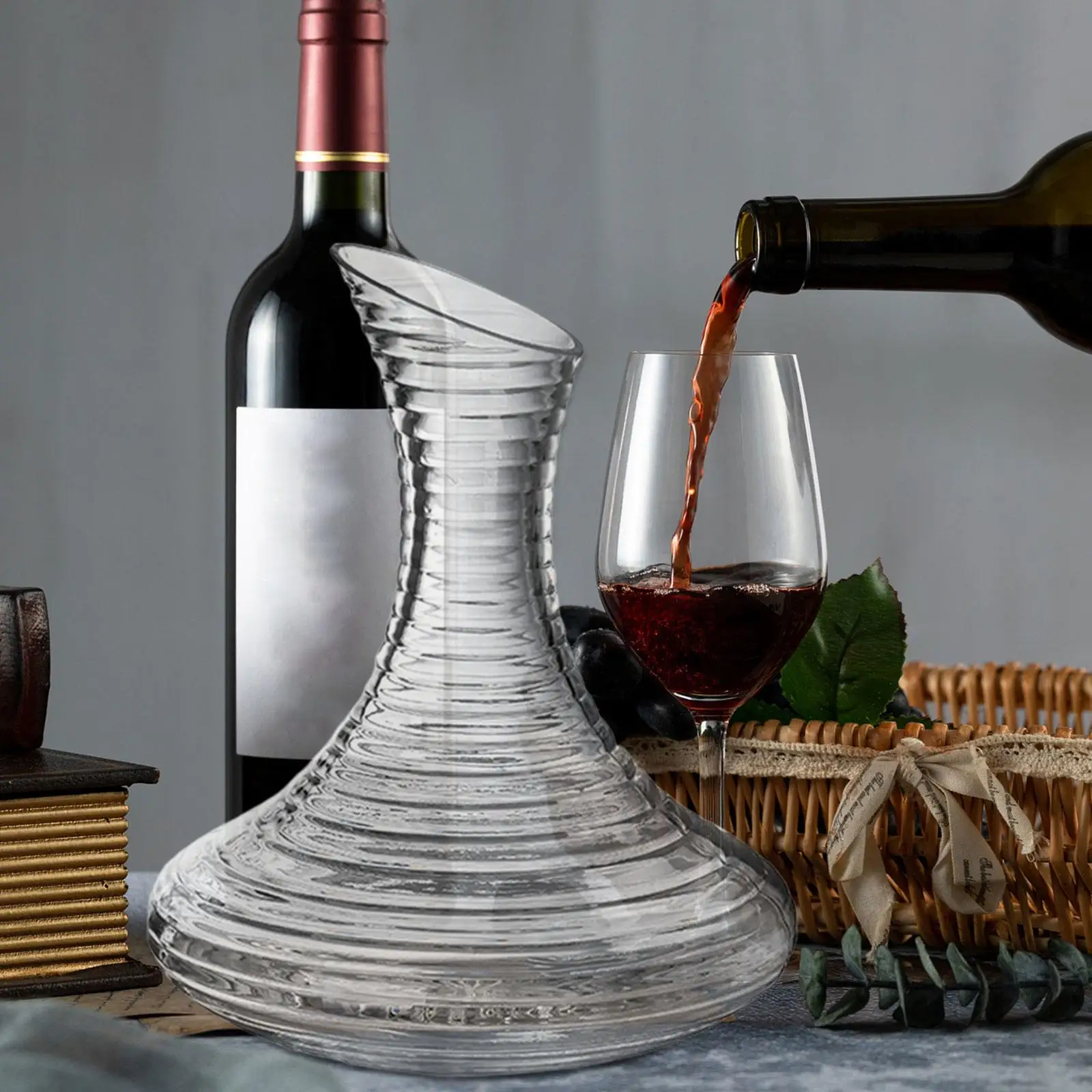 Wine Decanter Durable Stable Equipment Glass Gift Creative Decoration Wine Separator for Red Wine Home Desktop Kitchen Birthday