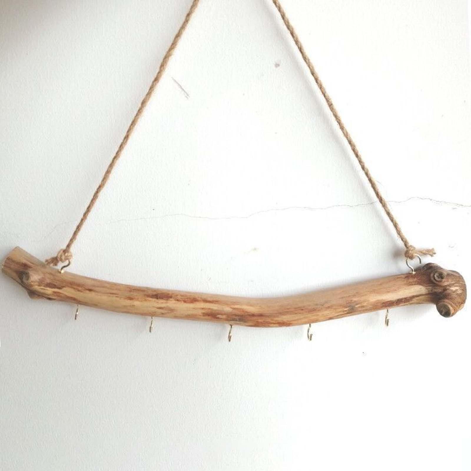 Description Picture 4 of itemWooden Hook Wall Mounted Driftwood Hook with Hooks Branch Hanger Rack for Small Item Key