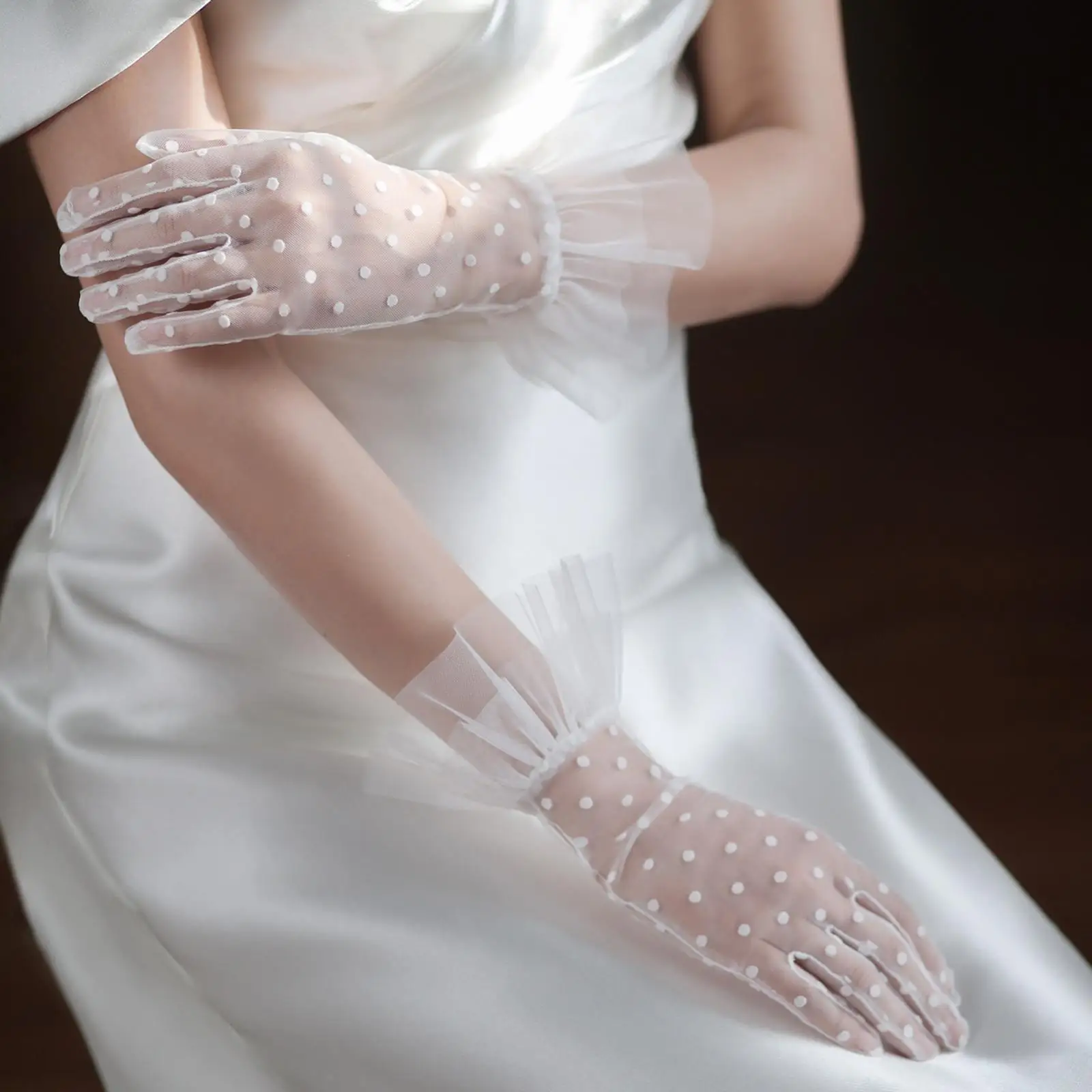 Breathable Bridal White Gloves Lace Gloves Short Wrist Wedding Gloves for Dinner Party