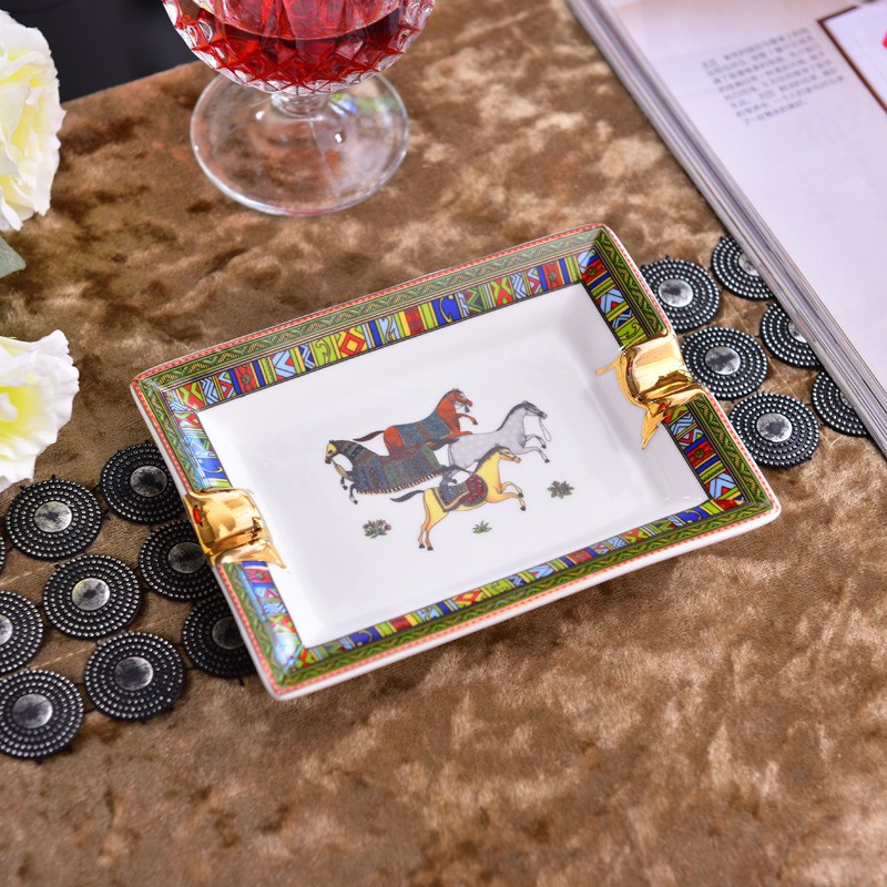 Description Picture 5 of itemEuropean Style Light Luxury Cigar Ashtray Large and Small Ashtrays Cigar Accessories