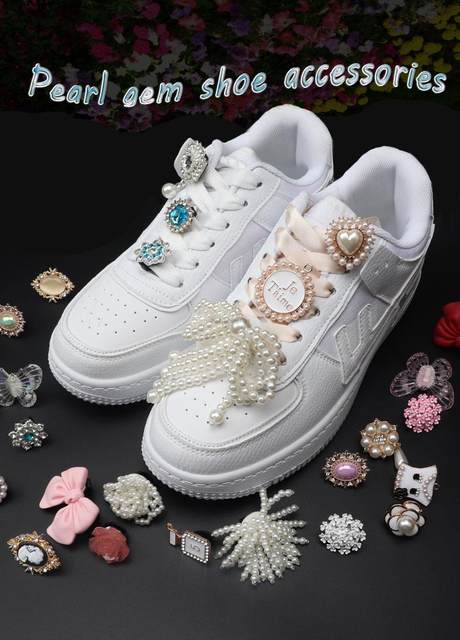 ☆送料・関税込☆more jude★FLOWRS PEARL SHOE CHARMS 2set★ Pearl Flower Shoe Charm Set | Anthropologie