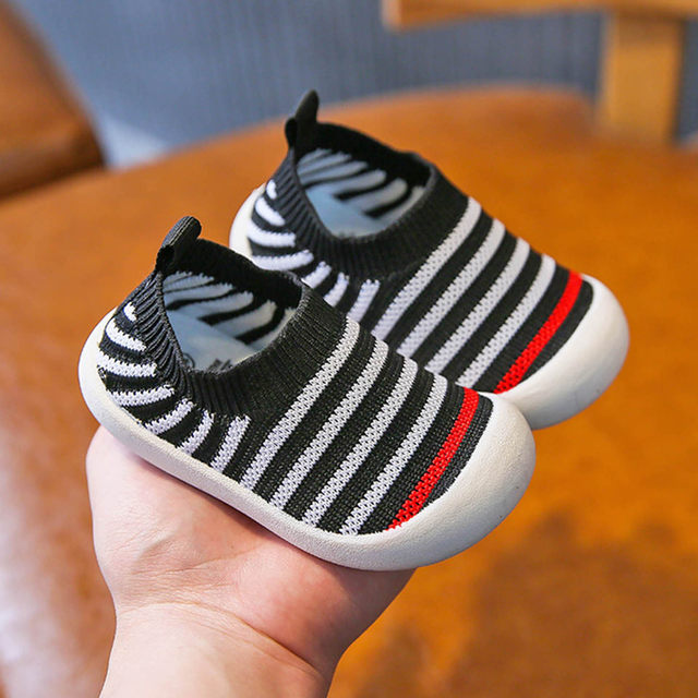 Walking shoes for 1 year old boy hot sale