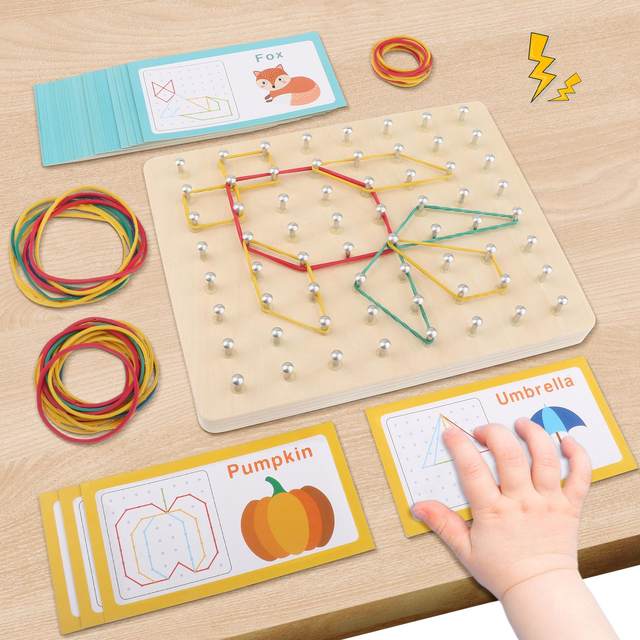Wooden Geoboard Educational Toys Block Toy with 30 Pattern Cards Wood Toy Lacing Board for Children Kids Toddlers 3 4 5 Year Old