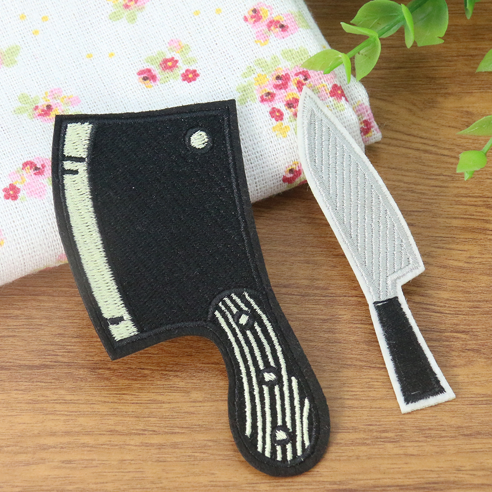 2PCS Simulation Obst Messer Küche Messer Stickerei Bügeln Nähen Handwerk Mantel Kleidung Hosen Schlupflöcher DIY Sammelalbum Zubehör – Detail 1