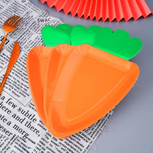 8Pcs Useful Birthday Party Plates Funny Paper Dishes Carrot Shape