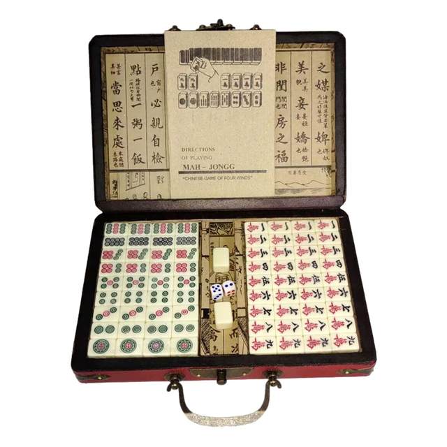 VTG Complete Travel shops Mah Jong Set in Case