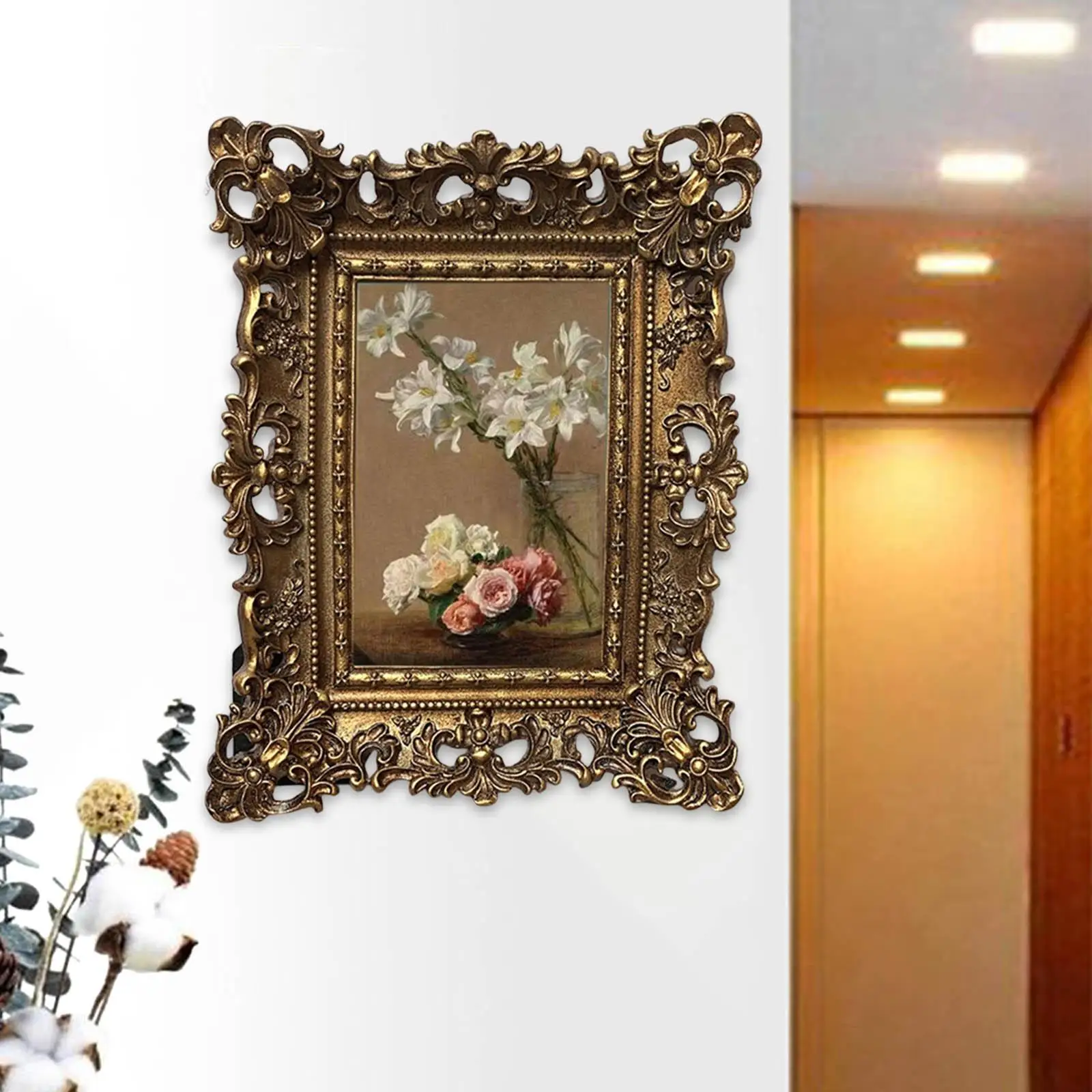 Retro Style Photo Frame Picture Holder Ornate Tabletop Hanging Carved Floral Resin Picture Frame for Hallway Holiday Decoration