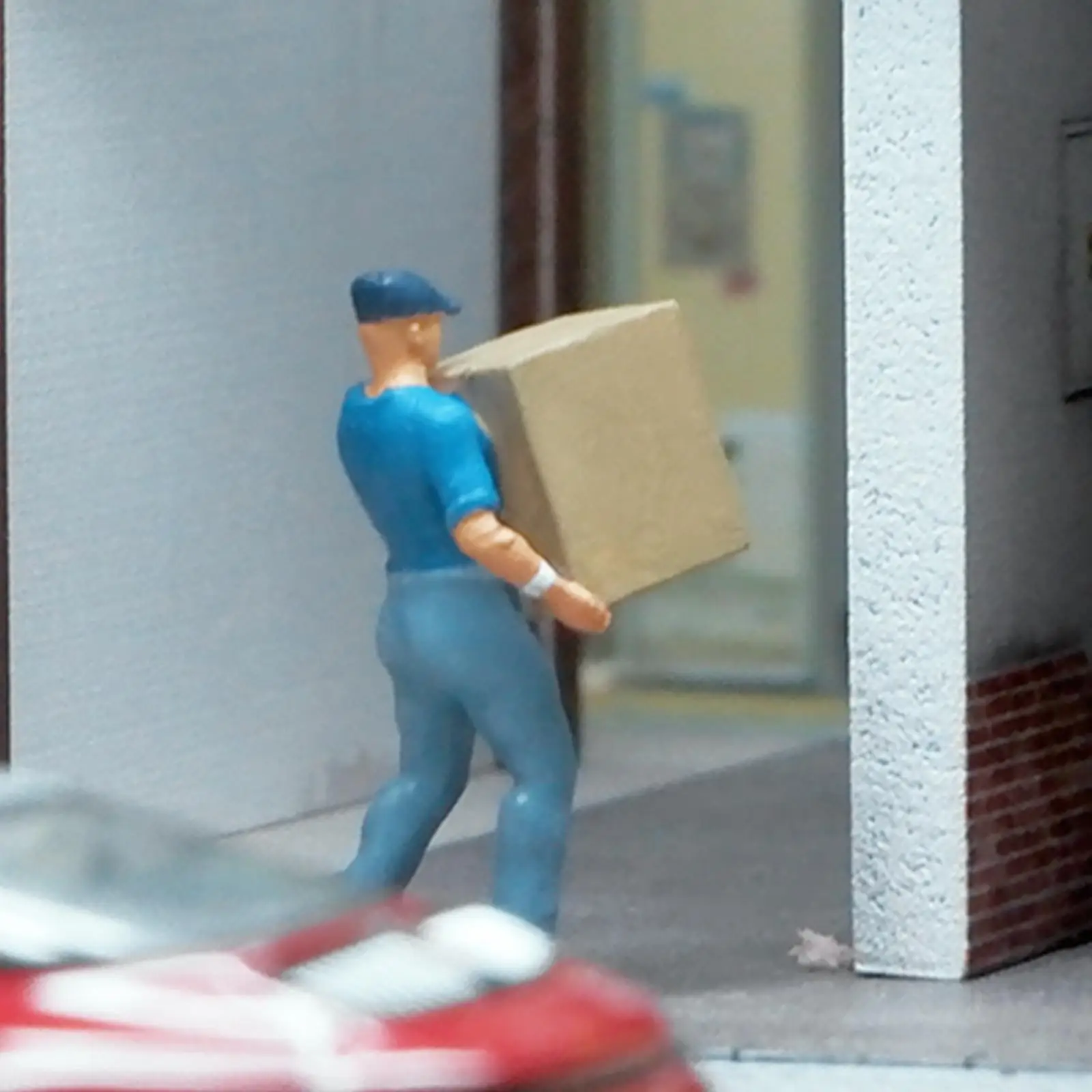 1/64 Delivery Man Model Porter People Figurine Character Model for Micro Landscape