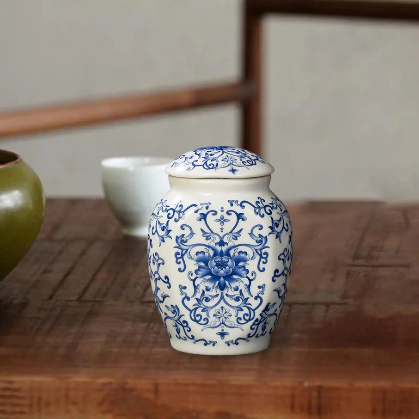 Porcelain Temple Ginger Jar Tea Storage Jar with Lid Decoration Ceramic Vase