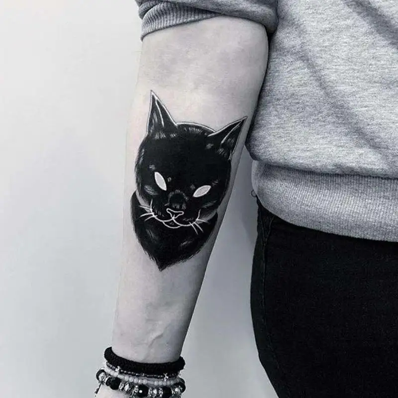 Откройте для себя татуировки, вдохновленные черными кошками | Татуировка