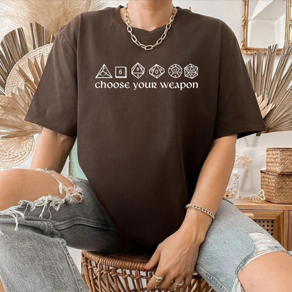 Wählen Sie Ihre Waffe T-Shirt Lustiges DnD-Würfel-Shirt Brettspiele RPG Gaming Tees Unisex Kurzarm-T-Shirt Vintage D&D DM Tops T-Shirt – Detail 1