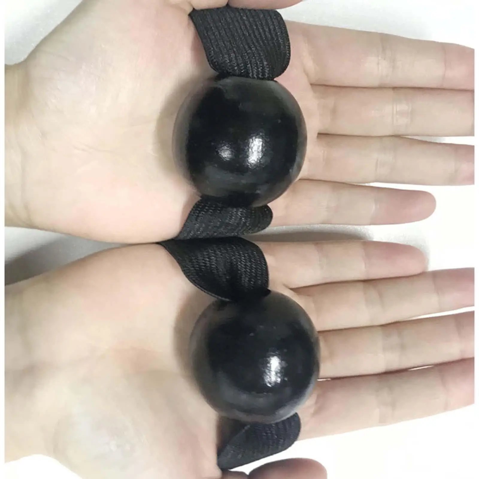 2Pcs Volleyball Setting Technique Training Aid Volleyball Assistant Setter Training with Wood Knobs Palm Hand Practice Strap
