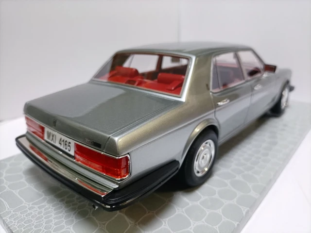 AMC 1:18 Rolls Silver Spirit 1985 Simulation Limited Edition Resin