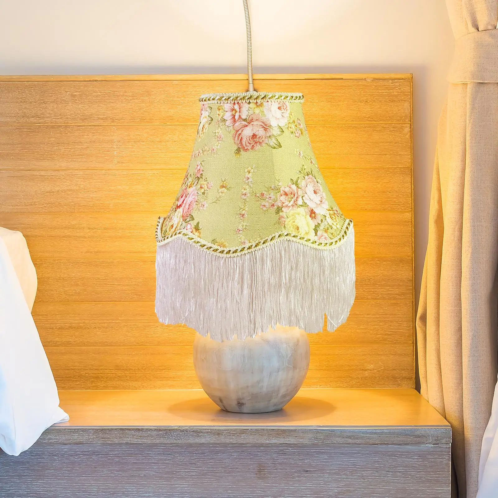 European Lampshade Lamp Shade with Fringe for Desk Lamp Replacement Retro Cloth Art Bead Lace Lampshade for Home Cafe