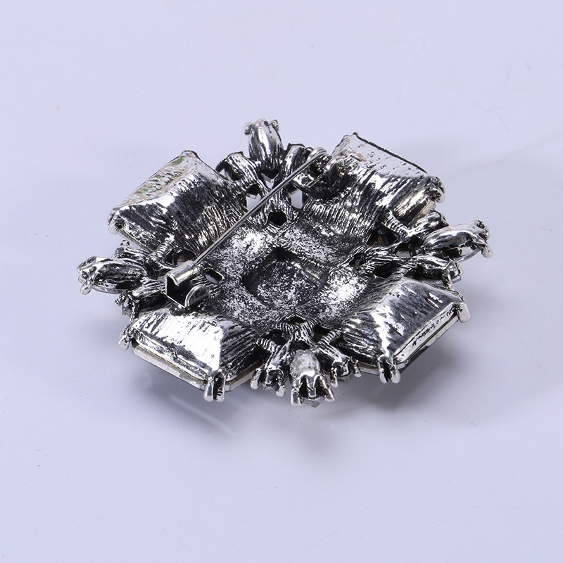 Neue Mode schwarz Strass Broschen für Frauen Corsage Schmuck Zubehör einfache Luxus Pins Hochzeits feier Kleidung Kragen Pin – Detail 5