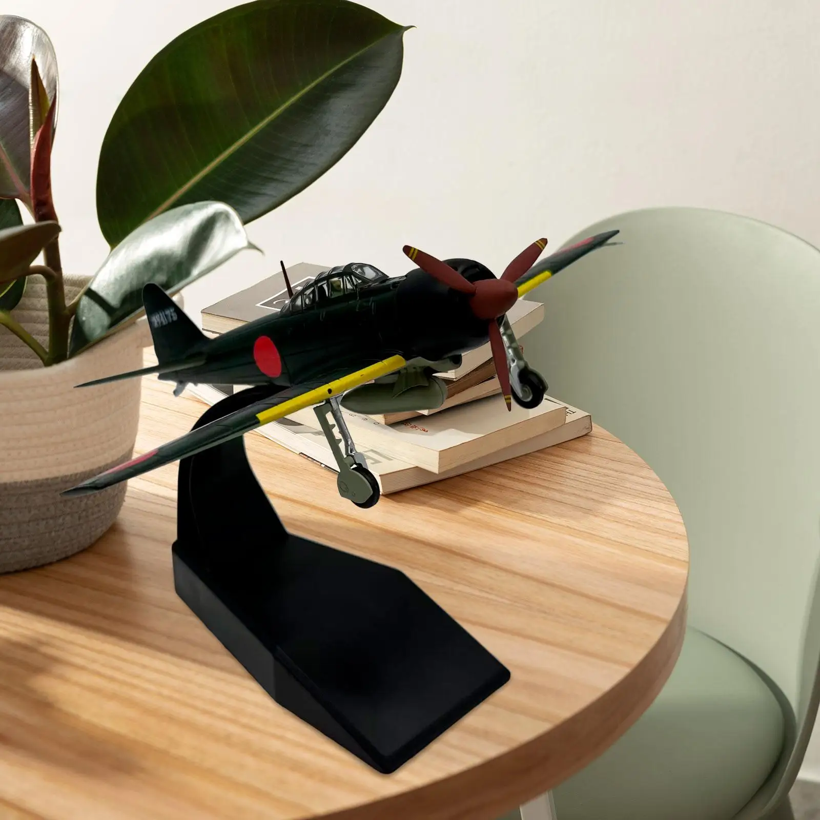 1/72 Alloy Plane Model Display Ornaments Collectables Ornaments Aircraft Plane Model for Desktop Office Bedroom Table Ornament