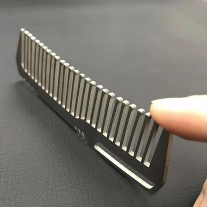 Mini portátil para Titanium Alloy Comb Homens