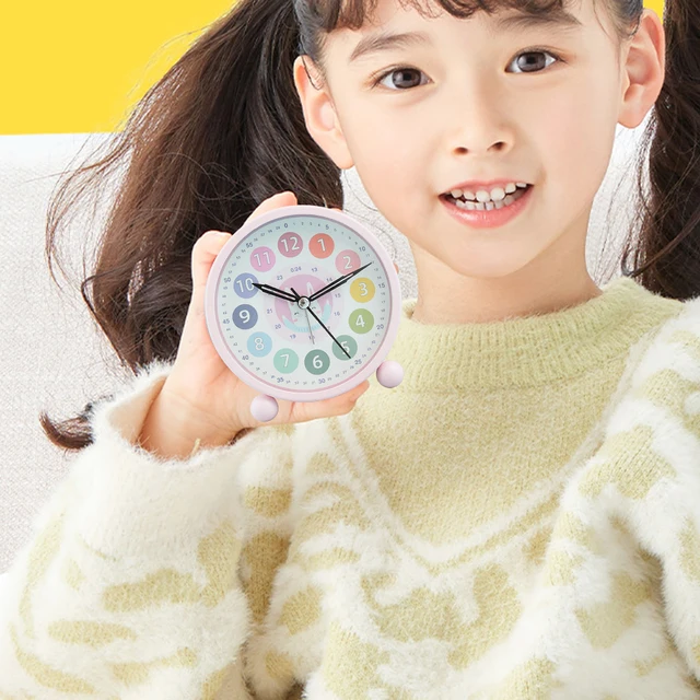 Reloj despertador silencioso para niños, cronógrafo analógico de dibujos  animados, sin tictac, pequeño, con luz nocturna - AliExpress