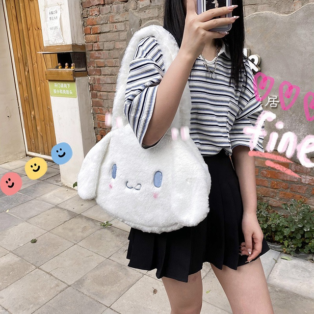 Daiana Cinnamoroll Soft Plush Handbag