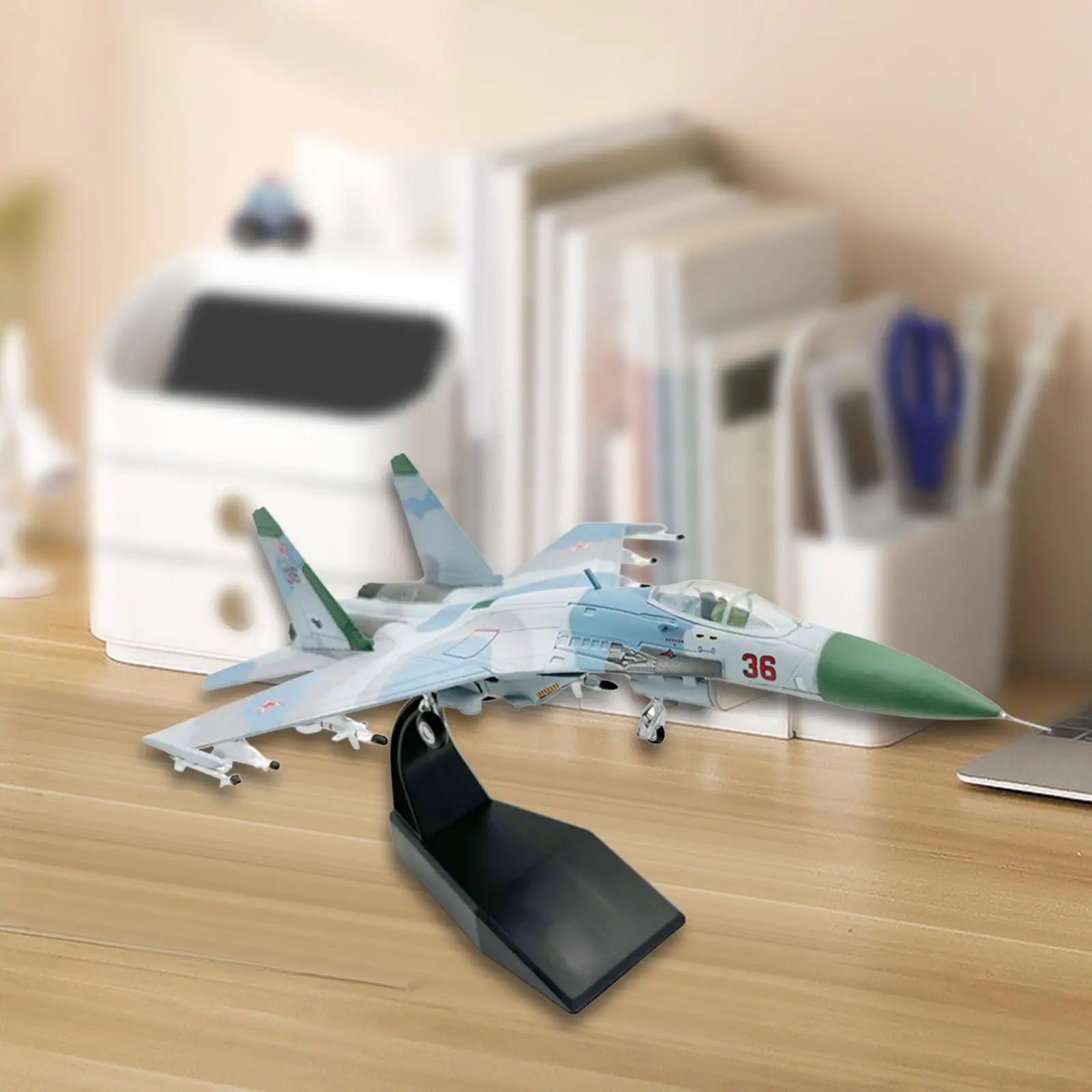 Diecast Alloy Model 1/100 Scale SU 27 Aircraft Collection Fighter for TV Cabinet Bookshelf Bar Home Aviation Commemorate