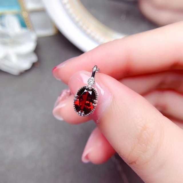 Wine Red Garnet Pendant 6mm*8mm VVS Grade 1ct Natural Garnet Necklace  Pendant 925 Sterling Silver Garnet Jewelry Gift for Woman