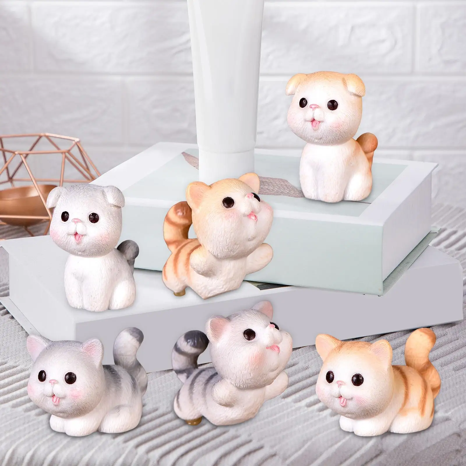 6 Pieces Miniature Cat Figures Resin Crafts for Office Decoration