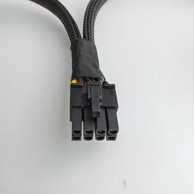 通販 送料無料 8Pin To 2-port 8p 6+2pin Mainboard PCI-E Graphics Card GPU ケーブル・アクセサリ