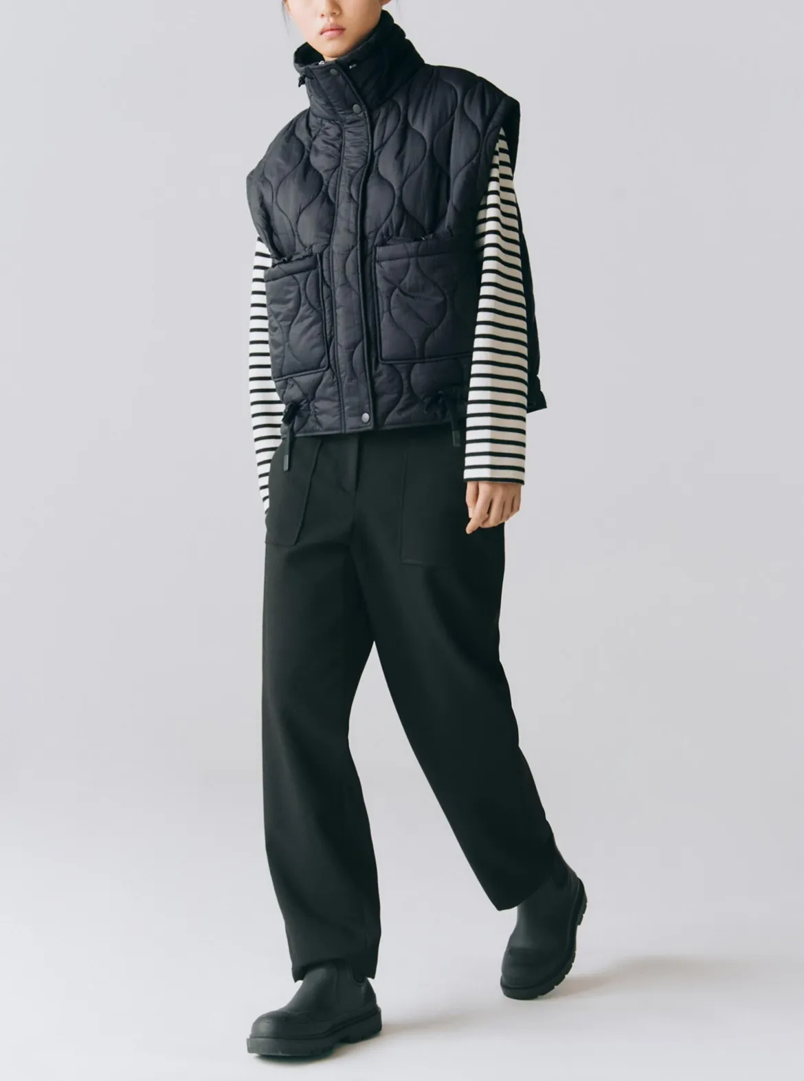 Femmes automne nouveau Patch poche col montant sans manches rembourré gilet manteau chaud coton réservoir manteau femme rembourré gilet_voghion.com