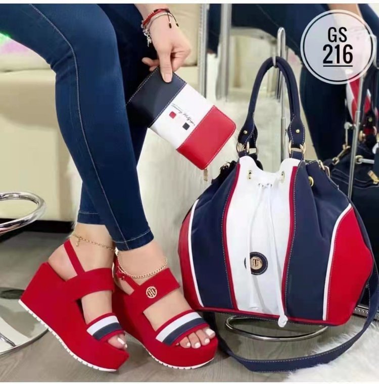 New 2022 Women Flat Sandals Summer Peep Toe New Plus Size Female Shoes Solid Color Backstrap Comfortable Casual Women's Sandals