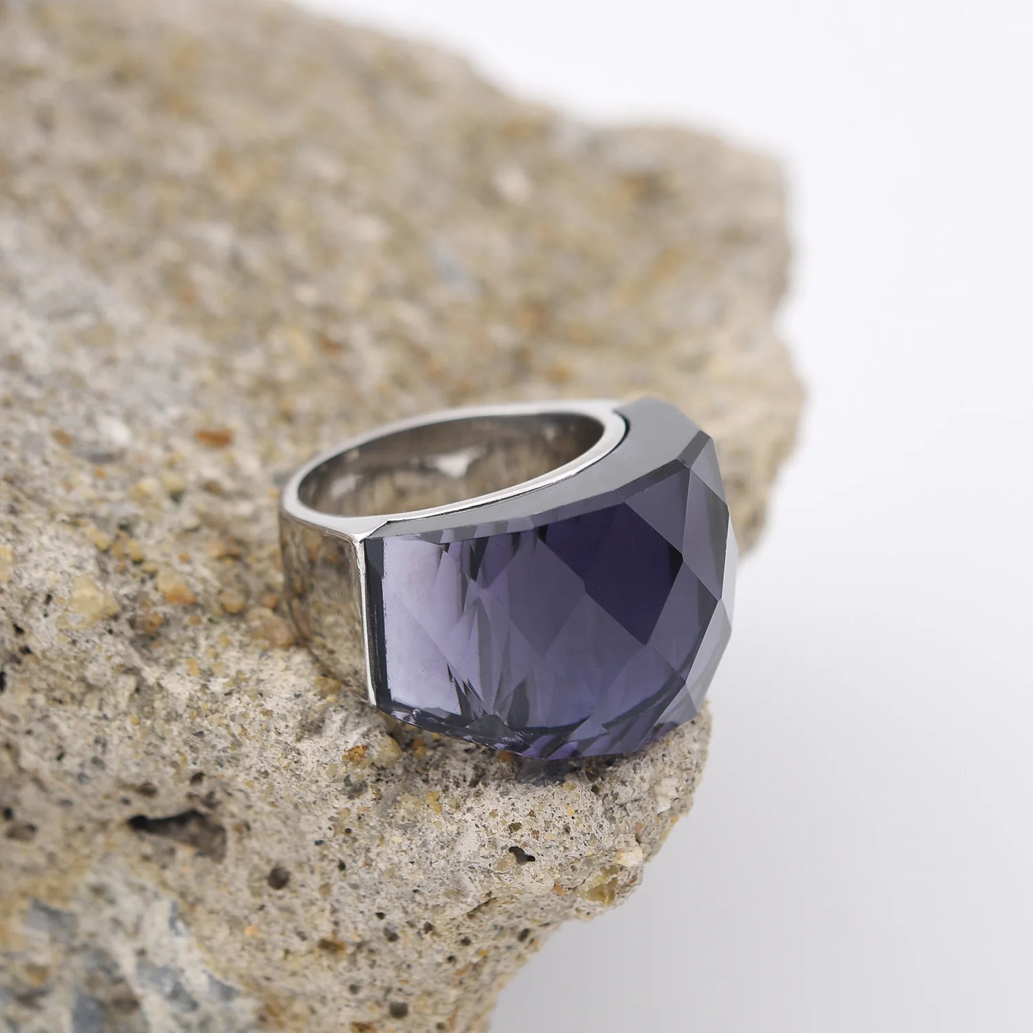 Herren/Damen Hochwertiger Luxus-Edelstahl-Ring im Multi-Edelstein-Stil, klassischer Trend-Schmuck – Detail 4