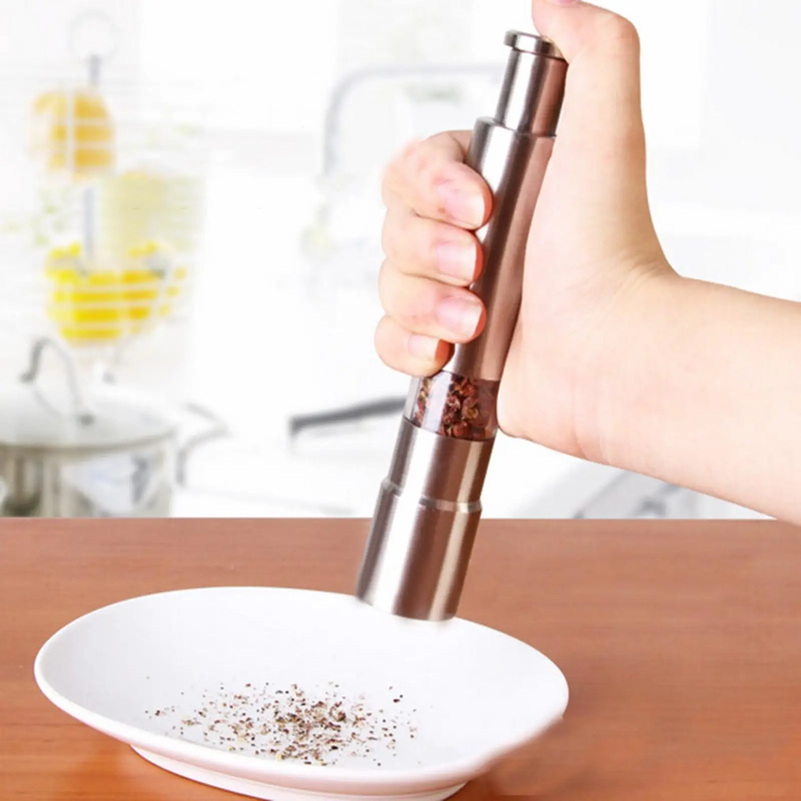 Manual Salt or , Stainless Steel Grinding Thumb Push Refillable Modern Durable Spice Mill, for Kitchen Tool BBQ Peppercorn