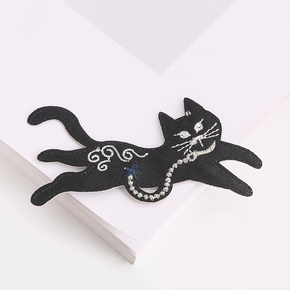 2PCS Cartoon Schwarze Katze Gestickte Patch Eisen auf Patches für Kleidung DIY Bekleidung Nähen Liefert Dekorative Stoff Aufkleber Handwerk – Detail 2