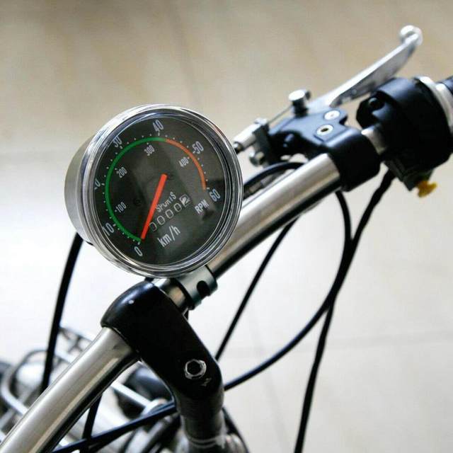 Yiyer Old School Style Bike Speedometer Analog Odometer With Mounting Hardware, Classic Style Mechanical Odometer For 24â€-27.5â€ Bicycle