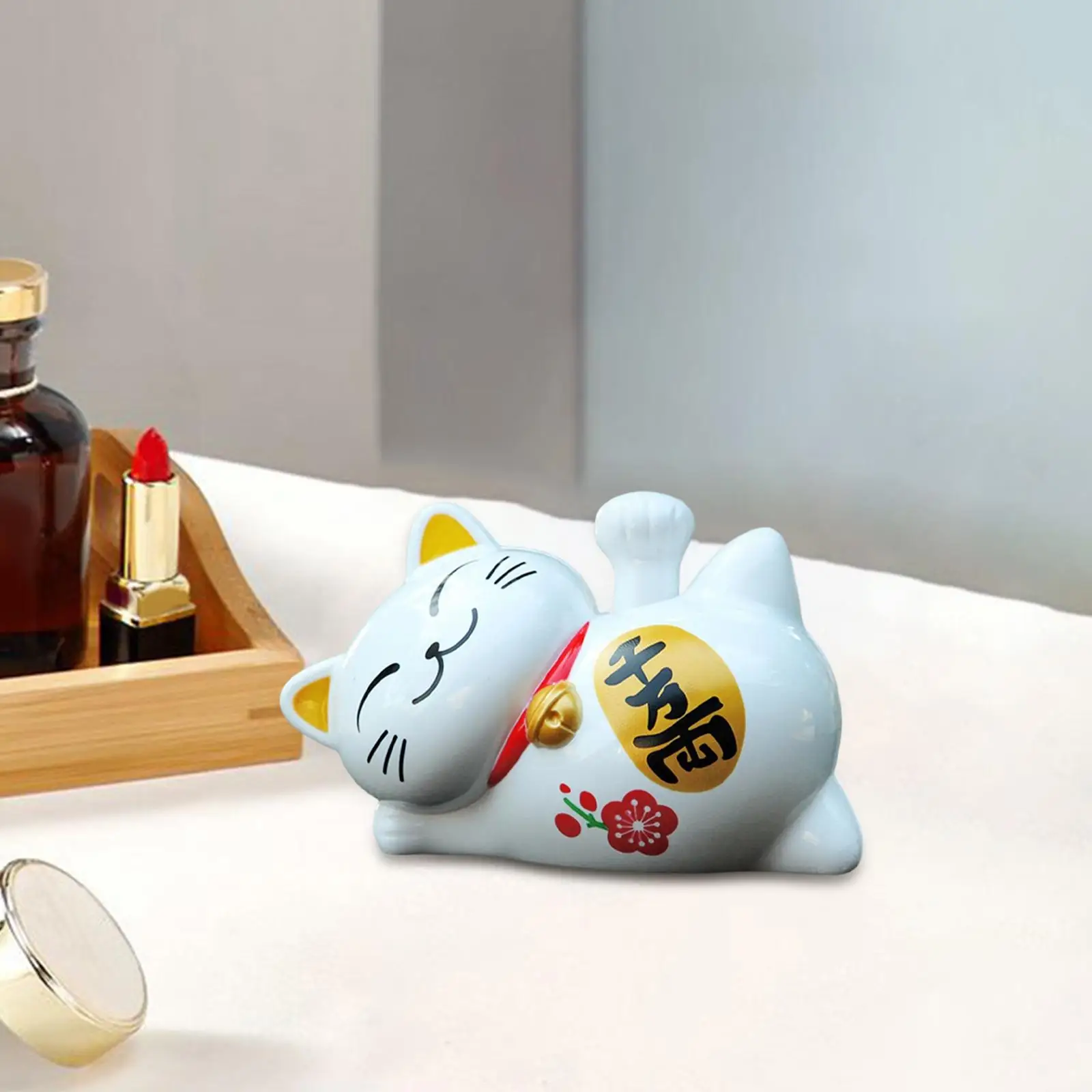Solar Powered Lucky Cat Lazy Lying Wealth Decoration