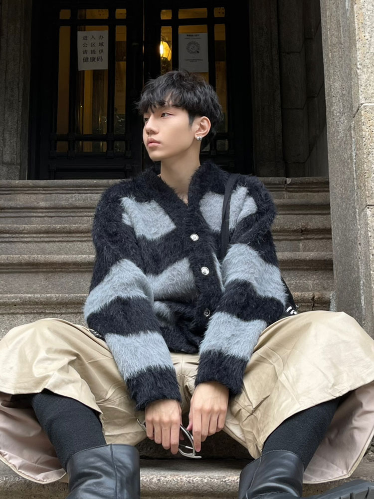 Description Picture 6 of itemStriped Cardigan Men Single Breasted Temperament Simple Handsome High Street Panelled Hipster Spring Autumn Advanced Popular