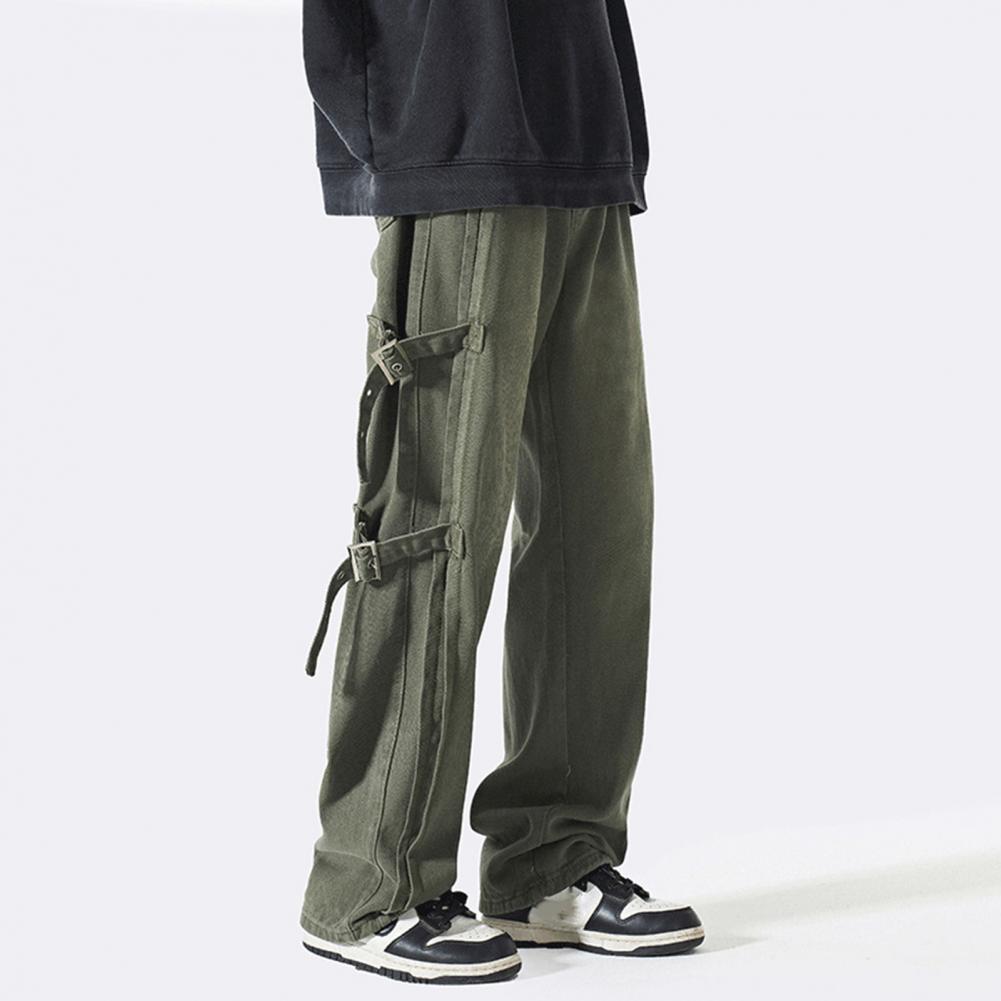 Description Picture 5 of itemThe style of overalls has a buttoned design on the legs and is full of hip-hop elements.