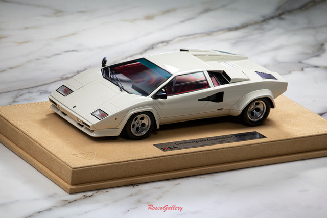 MAKE UP 1:18 For Countach LP5000 QV 1985 Limited Edition Simulation Resin  Static Car Model Toys Gift - AliExpress