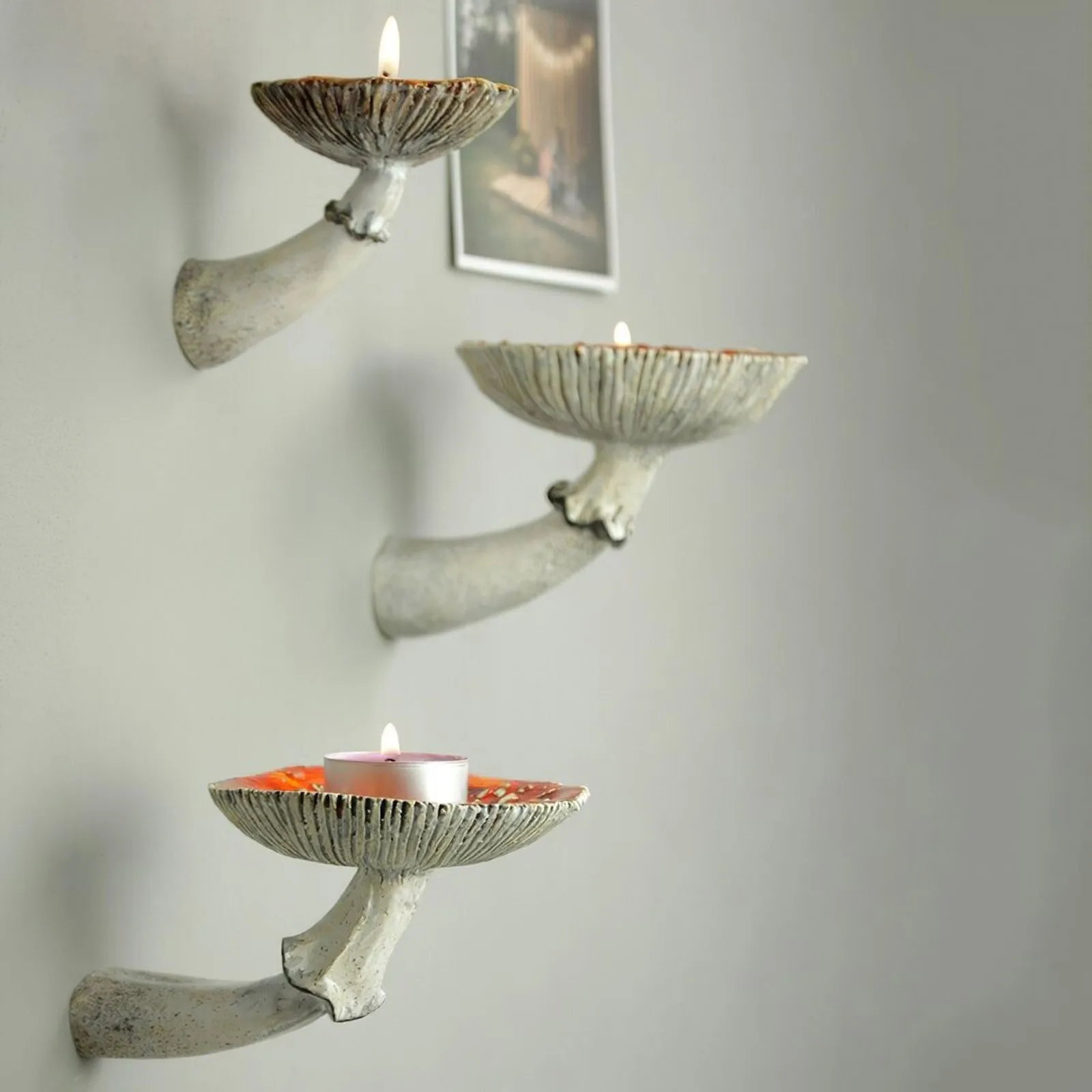 Mushroom Hanging Shelf Resin Wall Floating Shelf Amanita Mushroom Shape Home Decor Ornaments for Wall Hanging Shelves 2022