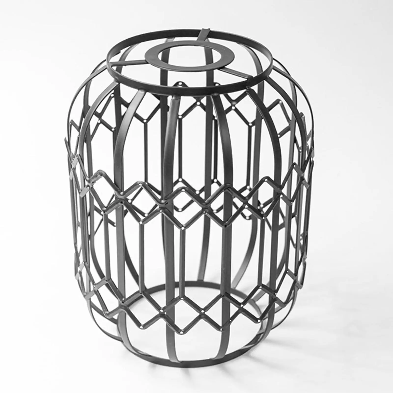 Light Bulb Cage Guard Metal Light Shade DIY Chandelier Lampshade Black Anti Rust for Home Bar Bird Cage Shaped Craft Accessories