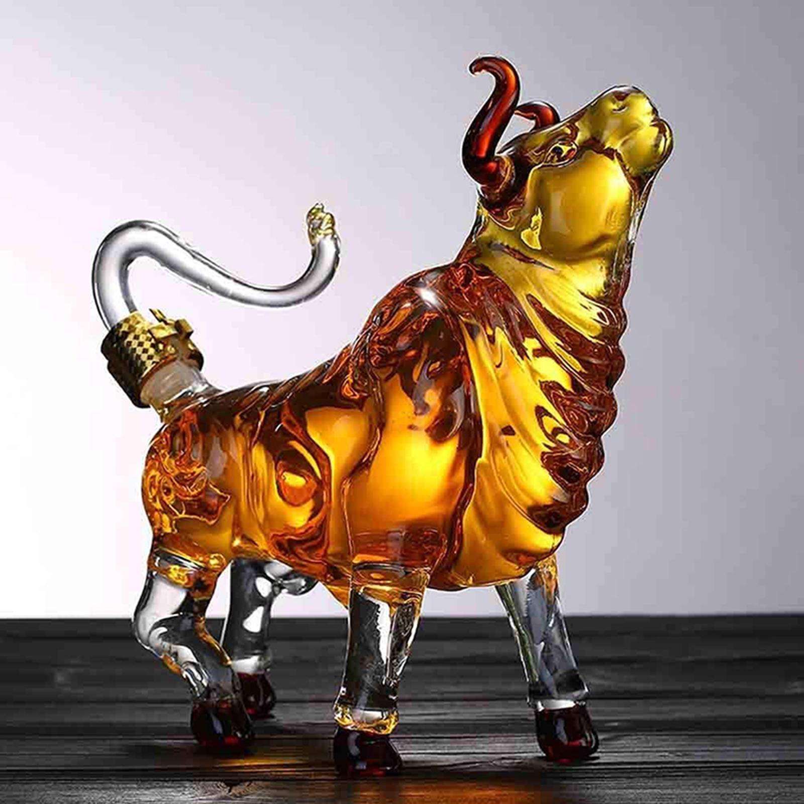 Glass Novelty Cow Shaped  Decanter 1000ml   for Restaurant   Rum 