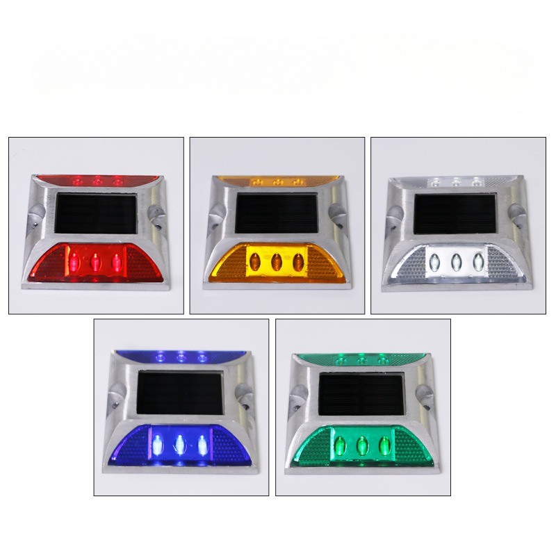 Description Picture 2 of item4 Pc Solar Spike Light Profile Label Led Highway Cast Aluminum Ground Buried Light Flash Road Warning Light