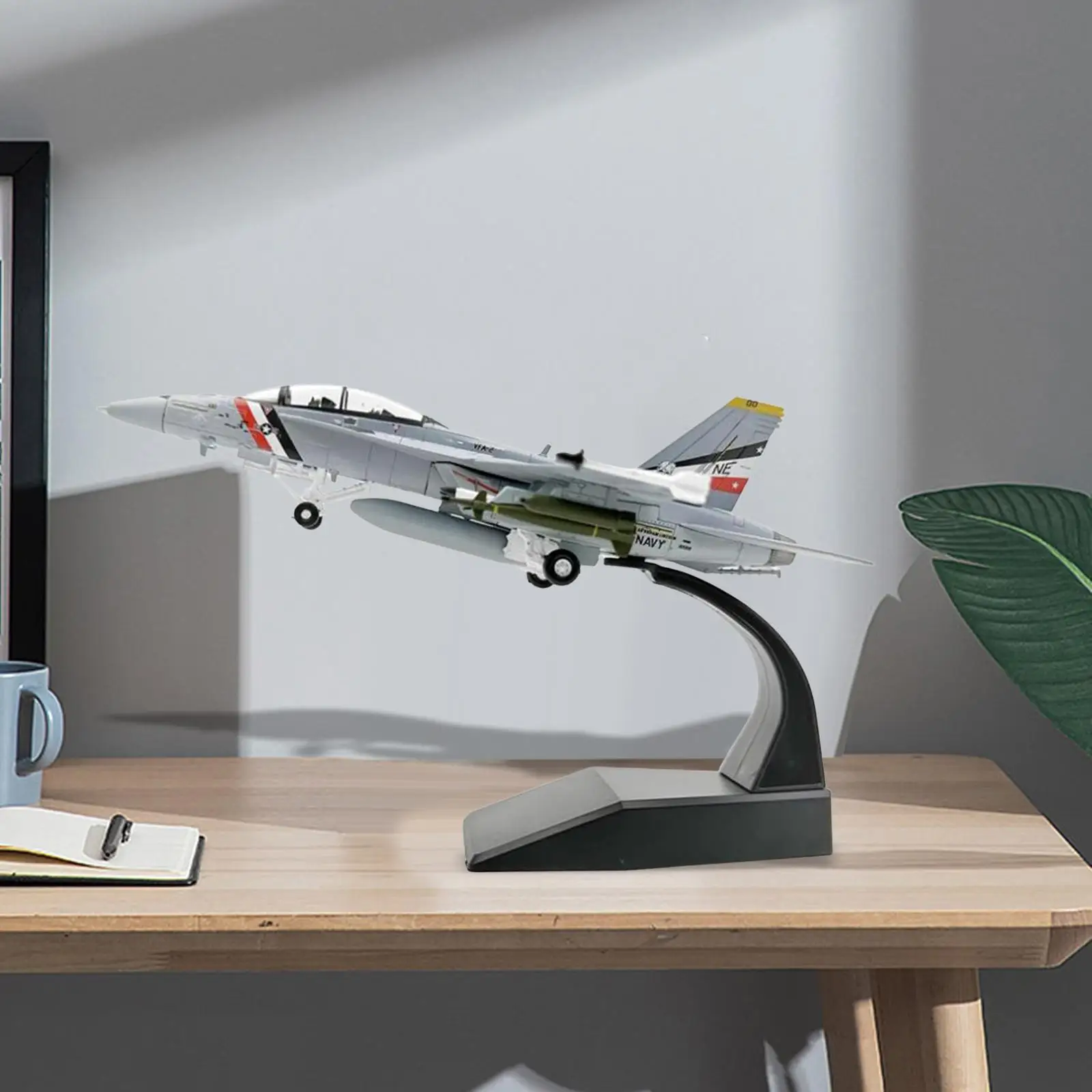 1/100 Scale Jet Aircraft High Detailed Diecast Model Fighter for TV Cabinet Livingroom Bedroom Cafes Desktop Decoration