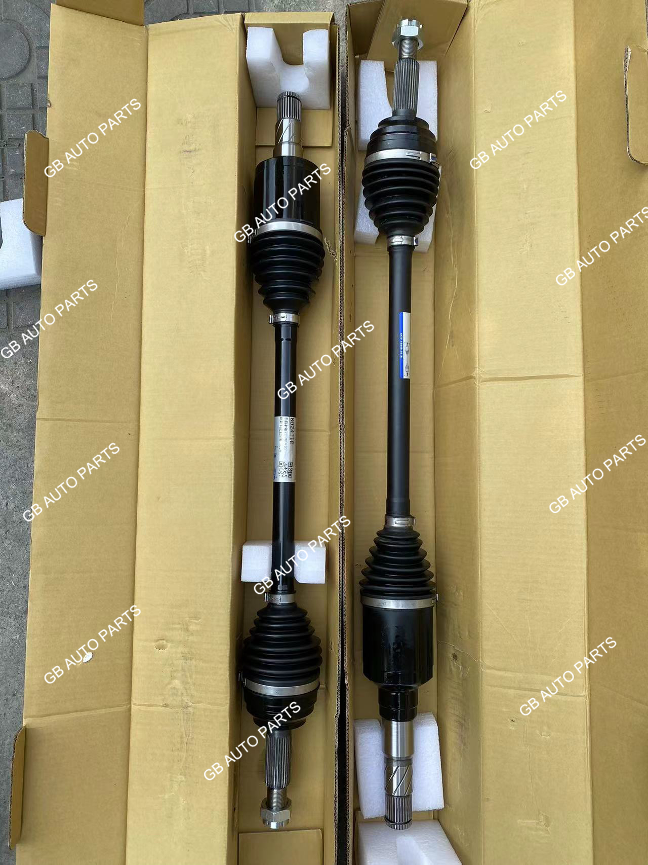 ☆中古トスマシン 2016-2020 Tesla Model X Pair (Set of 2) Front CV Axle Shafts